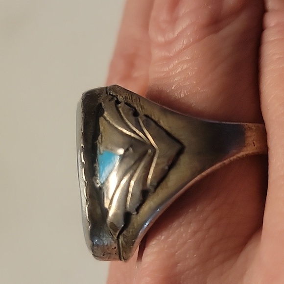 Zuni Sunface Ring - Picture 2 of 4